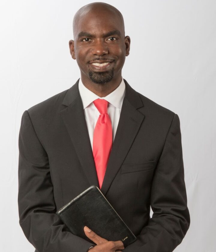 Main Speaker Dwayne Lemon